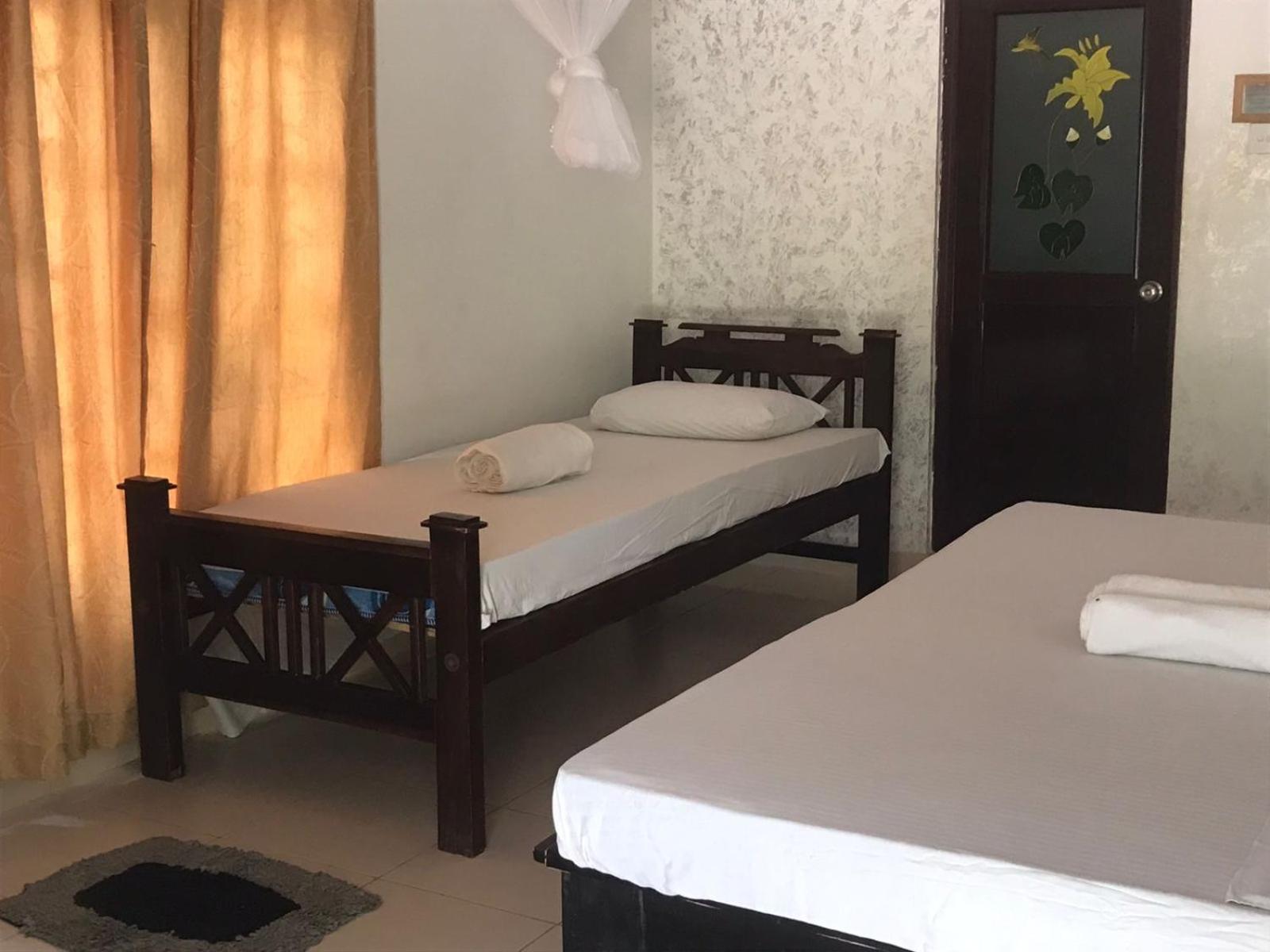 Greenwood Hotel Сигирия Экстерьер фото